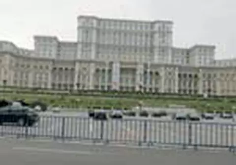 Palatul Parlamentului, cladire de 3 miliarde euro