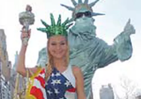 Andreea Antonescu vrea sa fie star in SUA