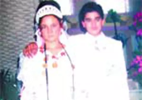 Cununat la 8 ani cu o fata de 11