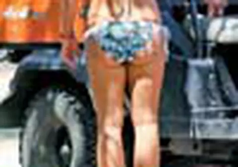 Si vedetele sunt pline de celulita!