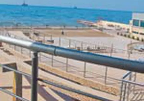 Meci in orasul contrastelor