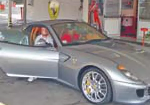 Cu Ferrari la 240 de km/h!