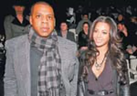 Jay-Z a cerut pepene care sa semene cu sanii lui Beyonce