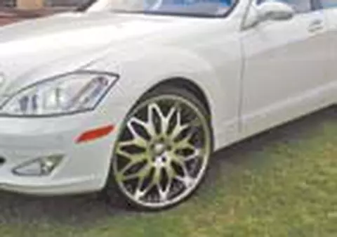 Dan Bursuc are masina cu infrarosii