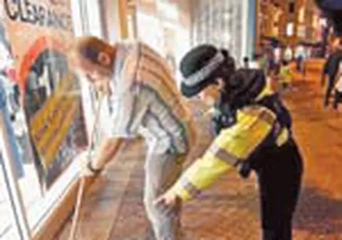 In Anglia s-a infiintat 'politia maturii'