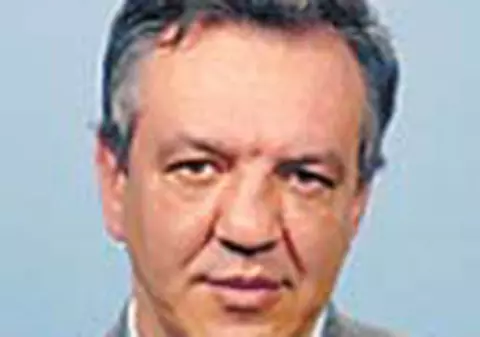 Senatorii Pacuraru si Seres vor fi judecati de colegi