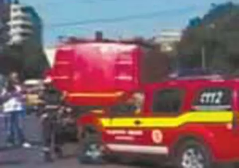Ambulanta SMURD, lovita de o masina a SRI