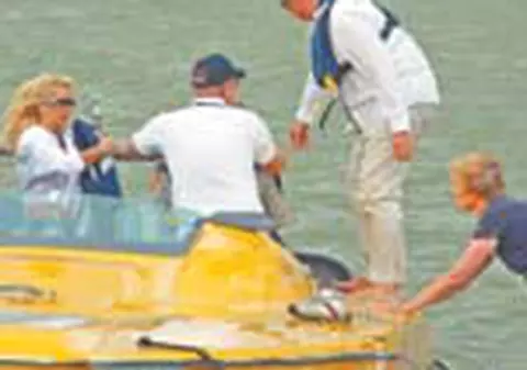 Tari 's-a dat' cu barca la Mamaia