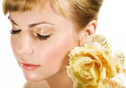 Trei zile din şase nu îşi poate deschide ochii