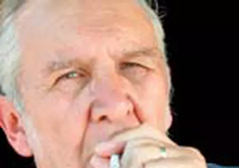 Tutunul, bun pentru bolnavii de Alzheimer?