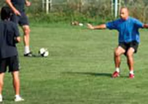 Relaxati si poligloti