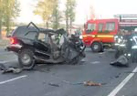 9 morti si 20 de raniti