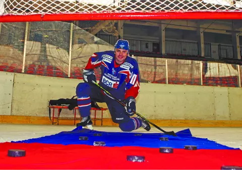 Primul hocheist din NHL venit în România: "Auzisem doar de Nadia şi Dracula"