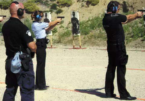 Ai noştri fac «legea» în Kosovo