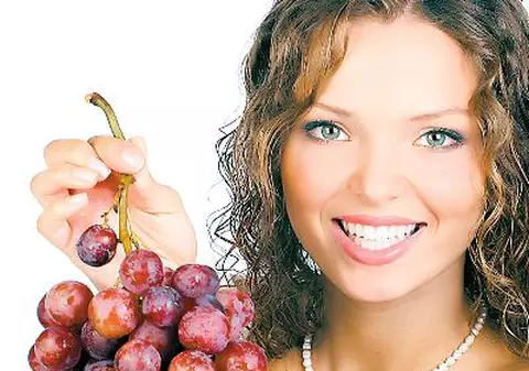 Strugurii, buni în caz de anemie şi tensiune