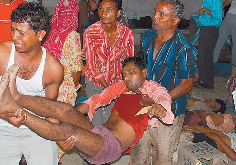 170 de morţi după ce s-au călcat în picioare