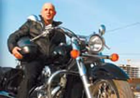 Vacanta Mare, trupa pe motoare