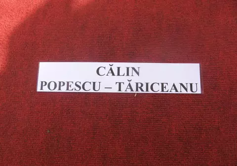Căline, stai la locul tău!