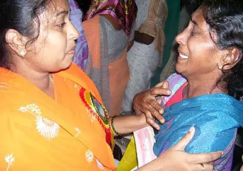 S-au sinucis pentru că nu aveau bani să-şi ia haine