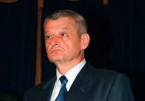 Virajele la stânga, interzise în Capitală?