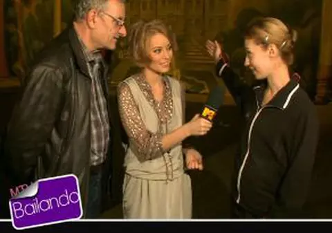 Laura Cosoi se furişează în spatele scenei, la MTV Bailando