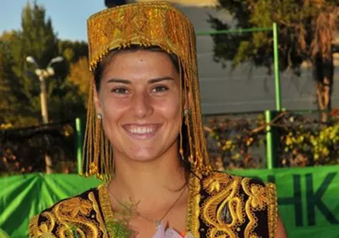  Sorana Cârstea, crăiasă la Taşkent