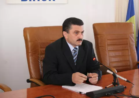 La Consiliul Judeţean Bihor, ziua de luni începe cu o rugăciune