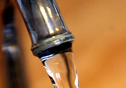 Apa, întreruptă temporar în Capitală