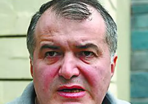 Călinescu, milionar din dividende