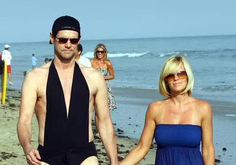 Lui Jim Carrey îi place să poarte haine de femeie