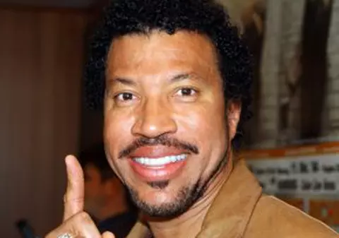 Nou album Lionel Ritchie, în colaborare cu Ne-Yo şi Akon