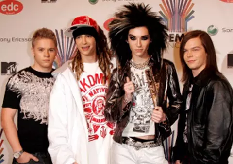 Bateristul trupei Tokio Hotel, implicat într-un accident auto