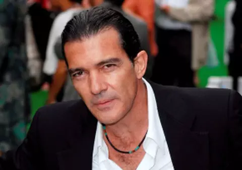 Antonio Banderas ar putea juca rolul lui Salvador Dali