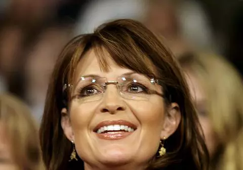 Sarah Palin, ”dezbrăcată” de colegii de partid