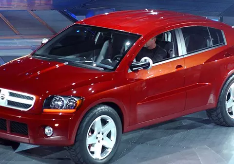 Super ofertă: cumperi o maşină şi primeşti una gratis