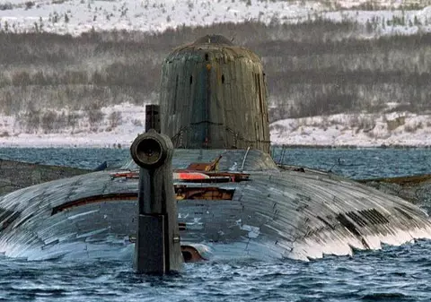 20 de morţi într-un accident la bordul unui submarin