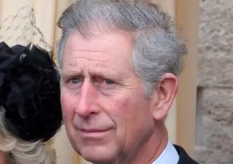 Prinţul Charles, luat la mişto de ziua lui