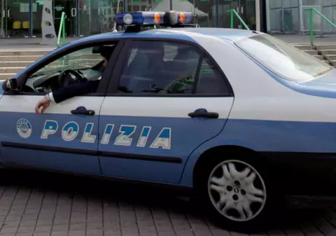 Doi români arestaţi în Italia pentru înşelătorie