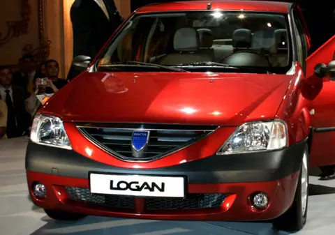 Dacia "staţionează" din nou