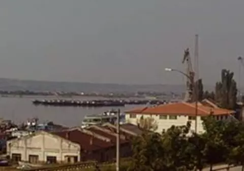 Navă maritimă blocată în Drobeta