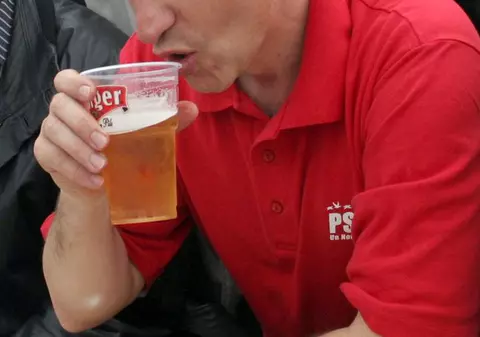 Andreea Marin şi Bush, înlocuiţi de Geoană şi Ion Toma