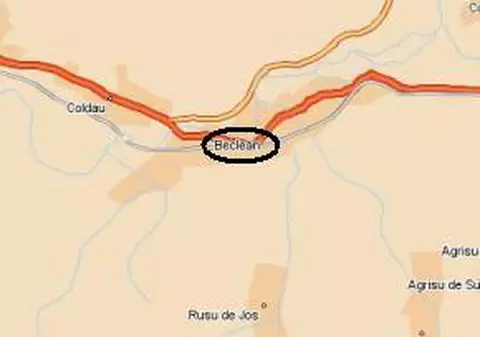 A intrat cu maşina în magazin