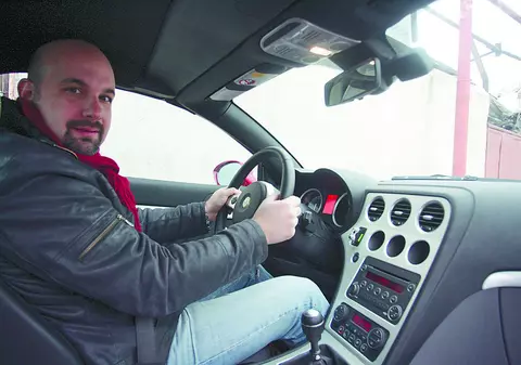 Liber la maşini noi, neamule!