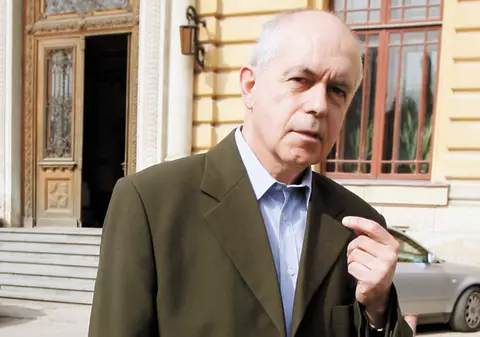 Avocatul lui Ciomu: «Va munci 400 de ani ca să plătească daunele»