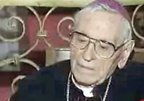 Românul care l-a jefuit pe cel mai bătrân episcop din lume se face preot