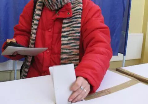 PSD ia faţa PDL pe final de campanie