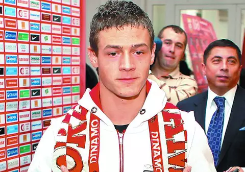 S-au trezit «câinii»!