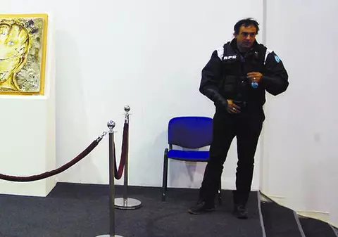 Tablou păzit ca un preşedinte