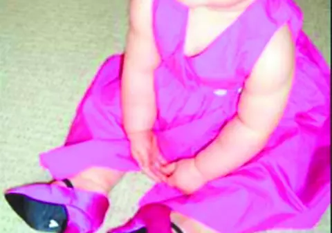 Pantofi cu toc pentru bebeluşi