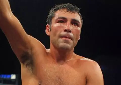 Oscar De la Hoya îl înfruntă pe Manny Pacquiao